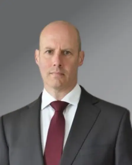 Kenneth Paine, consultant profile photo (grey background)
